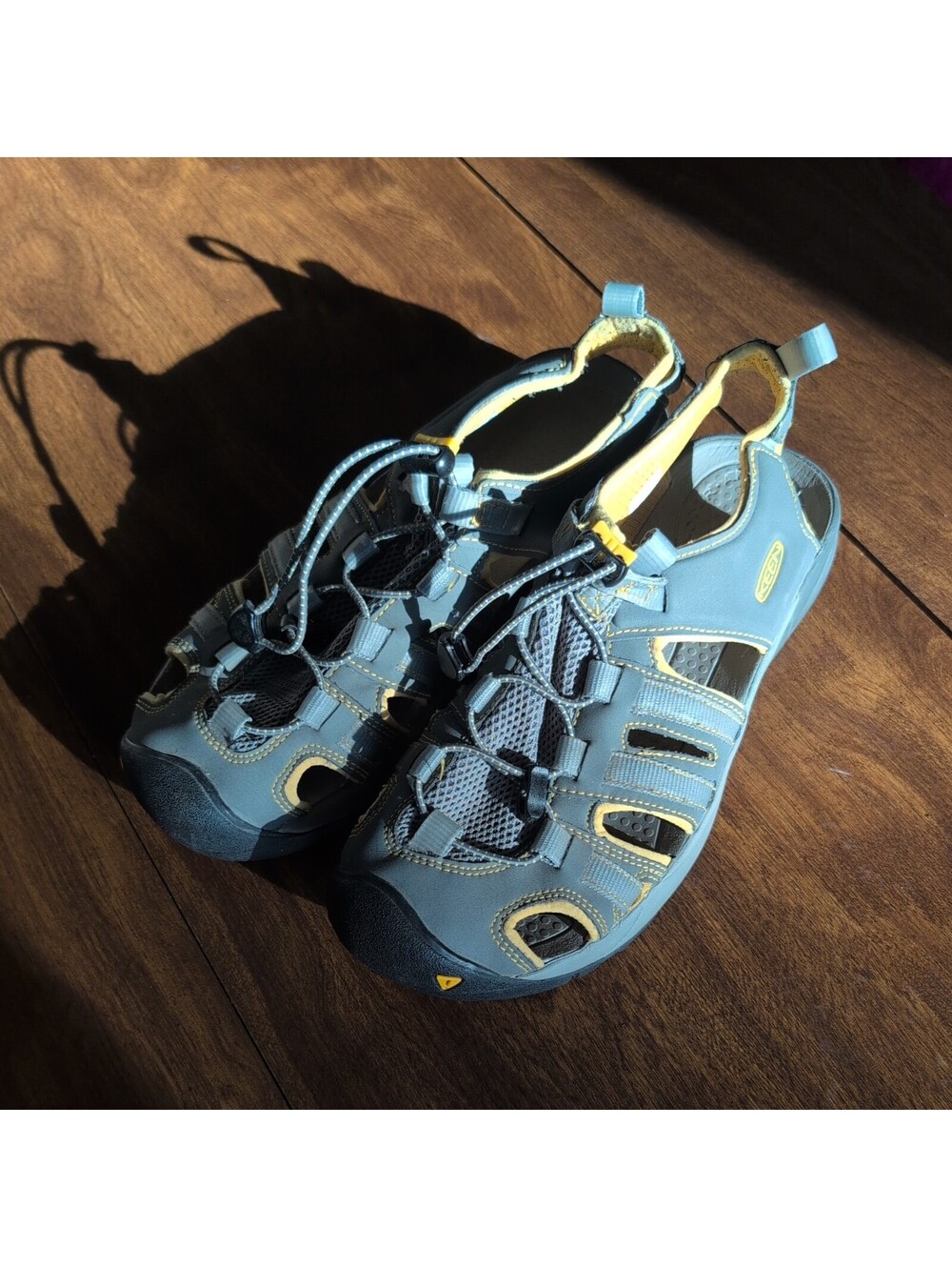 Keen Turia Sport Women's Gray Yellow Waterproof Leather Water sandals 10 hiking